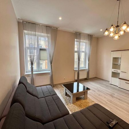 Apartments On Sholom Aleikhema Львів Екстер'єр фото