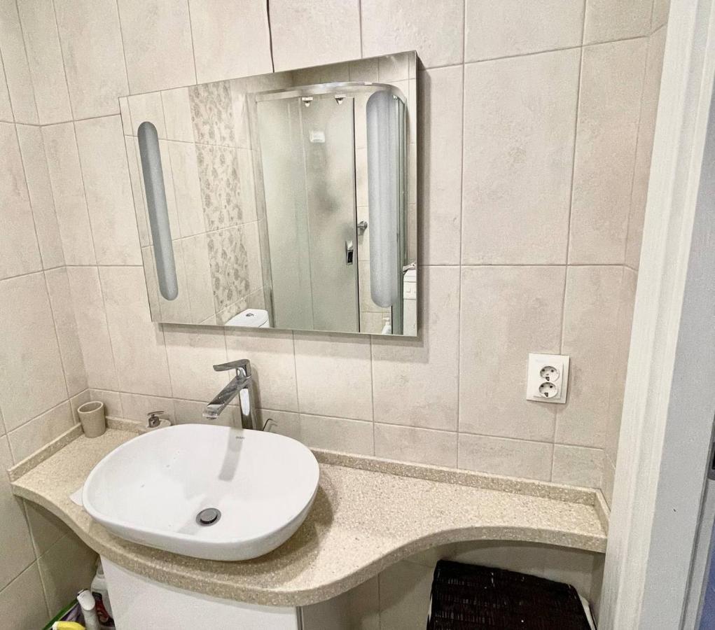 Apartments On Sholom Aleikhema Львів Екстер'єр фото