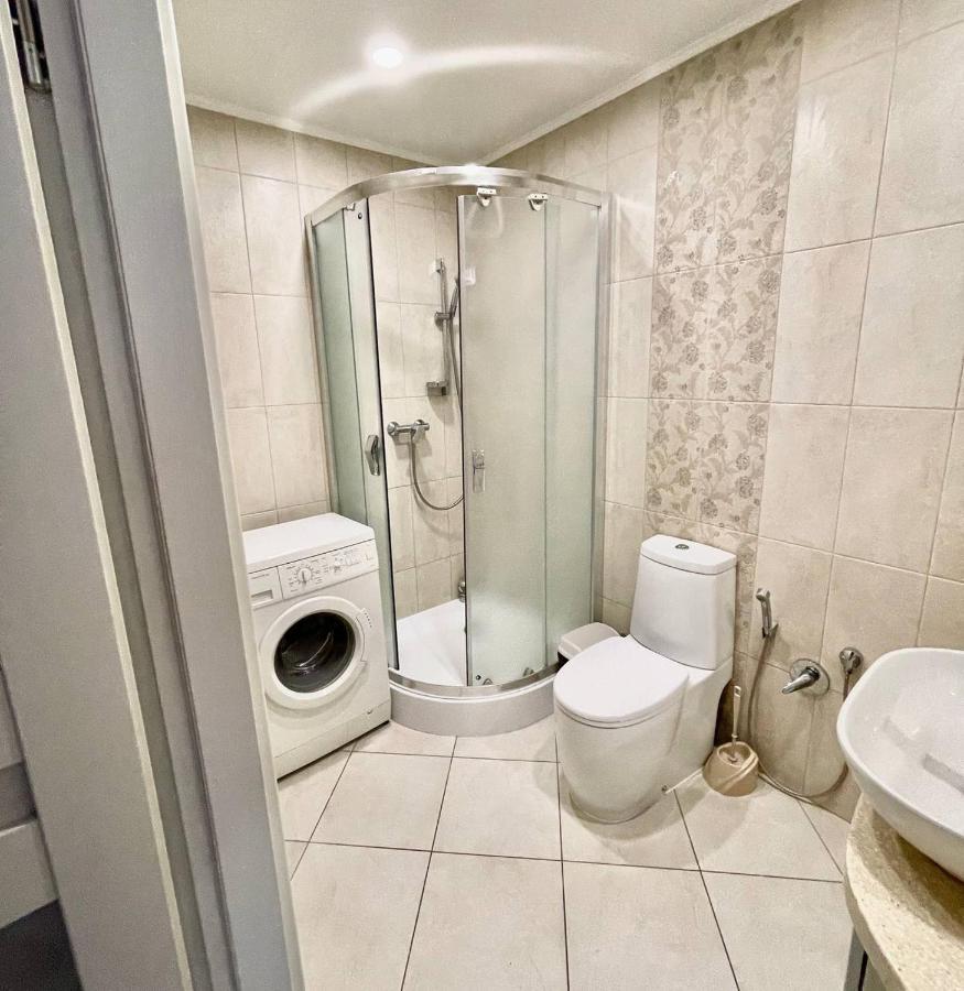 Apartments On Sholom Aleikhema Львів Екстер'єр фото