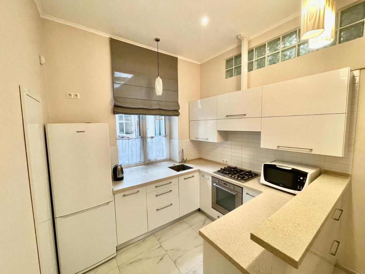 Apartments On Sholom Aleikhema Львів Екстер'єр фото